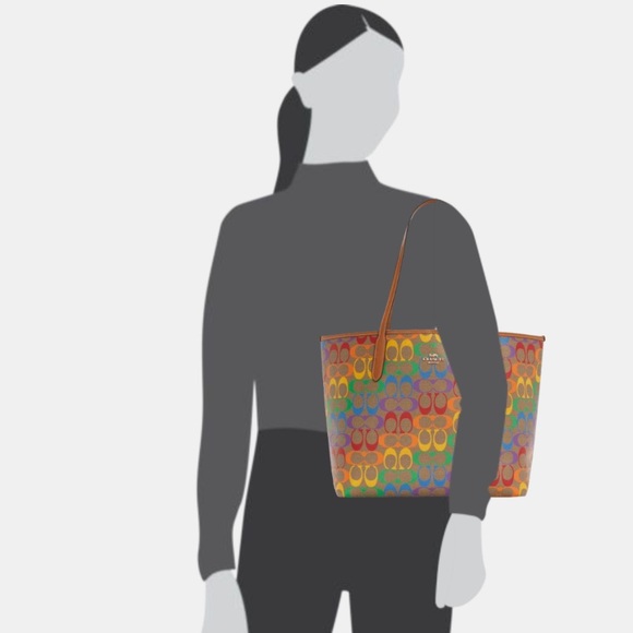 Coach City Tote In Rainbow Signature Canvas - Picture 14 of 14